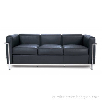 LC2 SOFA